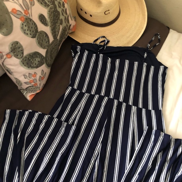 NWT striped navy jumpsuit - Picture 3 of 4